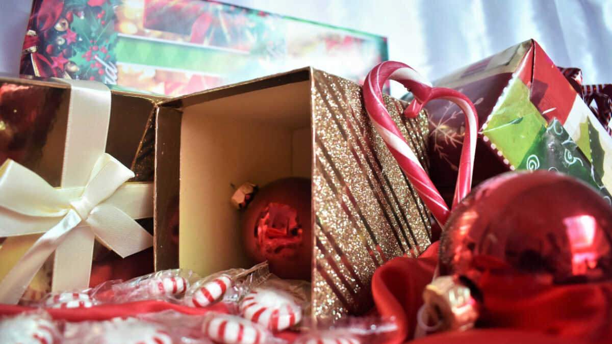 Top Five Tips for Storing your Christmas Decorations